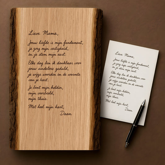 Handgeschriebener Text auf Holz graviert – Geschenk für Mama