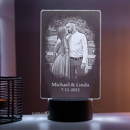 Personalisierte Nachtlampe mit Foto und Datum aus Acryl mit LED-Beleuchtung