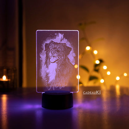  3D LED-Lampe mit Hundebild auf schwarzem Sockel