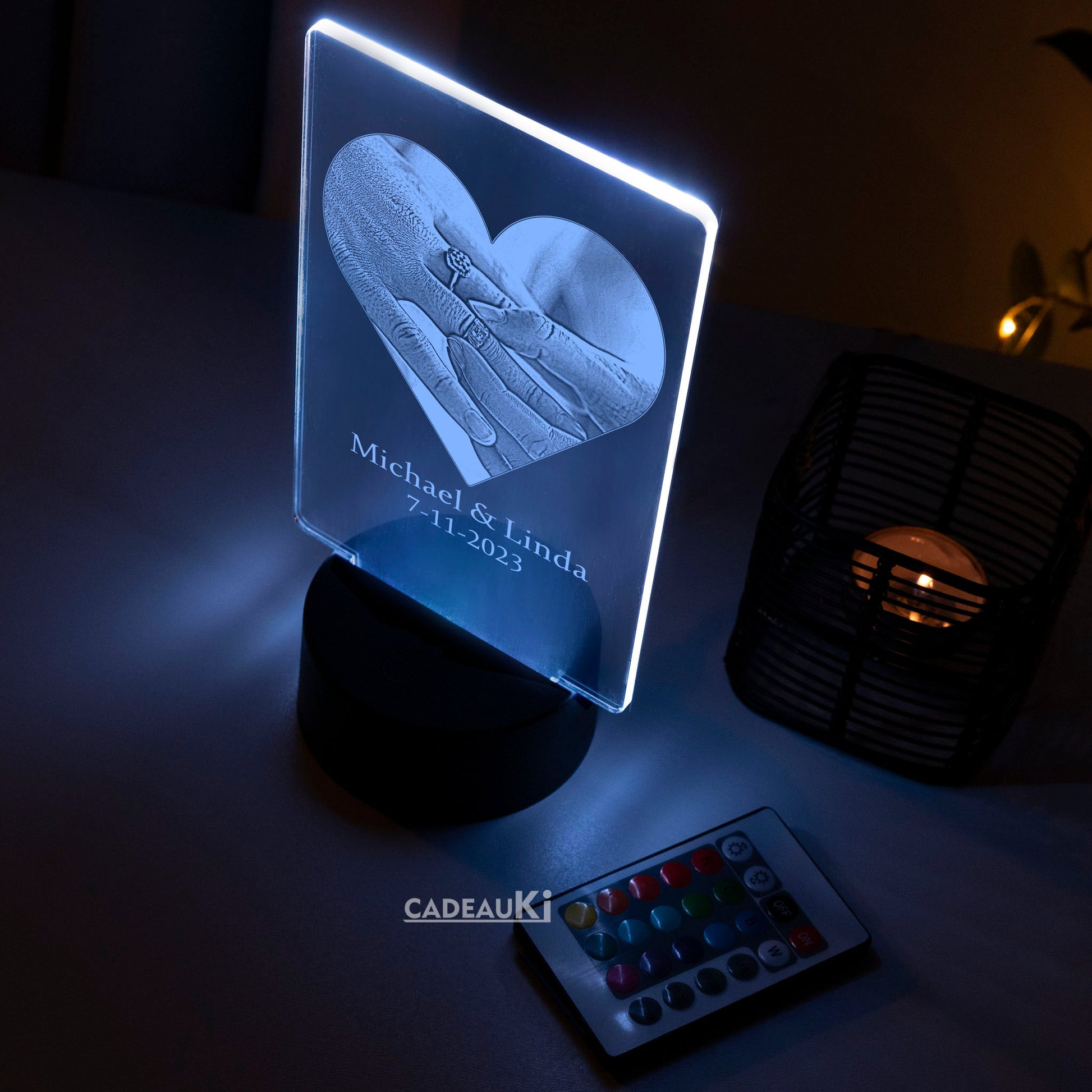 3D Herz-Lampe mit Gravur in roter LED-Beleuchtung