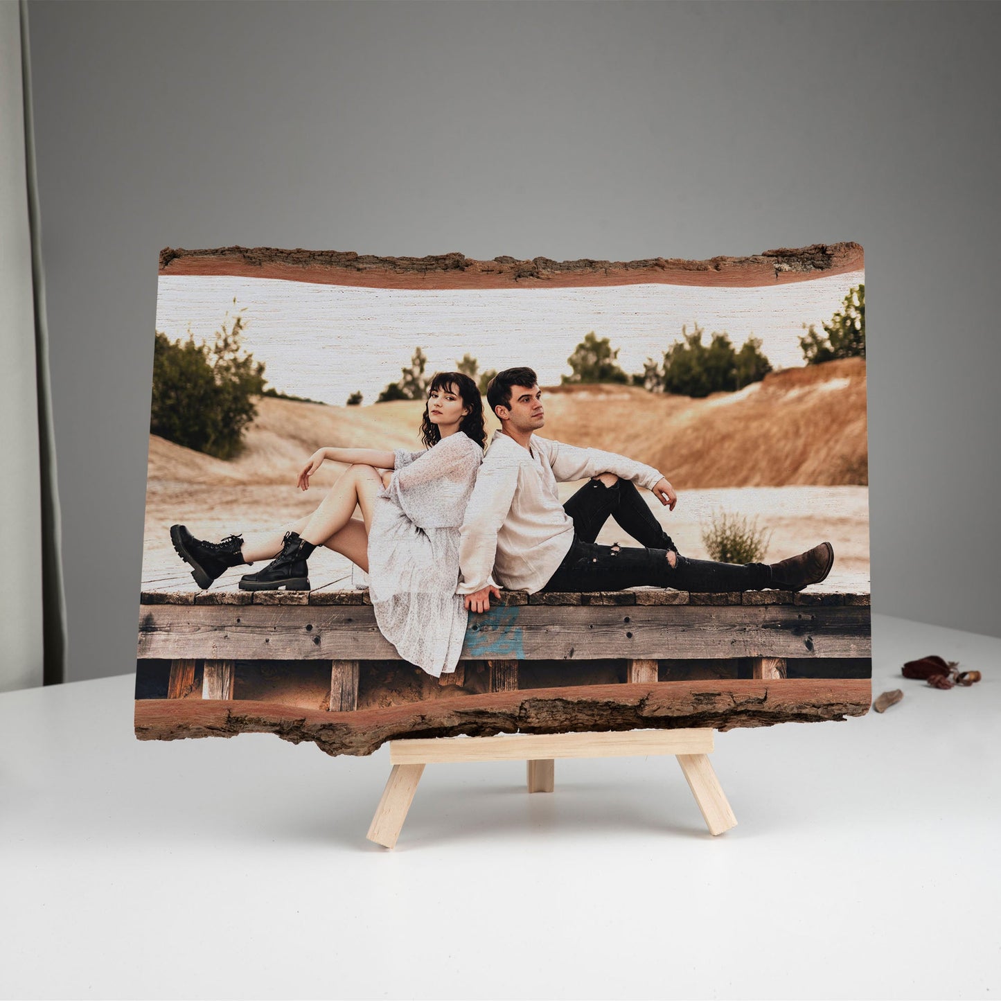 Personalisierter Fotodruck auf Holz mit echter Rinde, naturbelassenes Holzbild als einzigartiges Geschenk